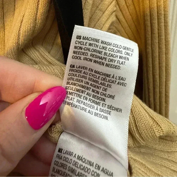 Y2K Collared Ribbed CropTop Sweater 90’s Inspired Preppy - Picture 3 of 7